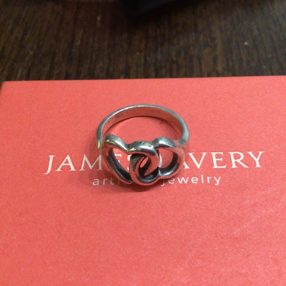 James Avery linked hearts ring. 925/Sterling. Size 7.5 - Picture 1 of 5